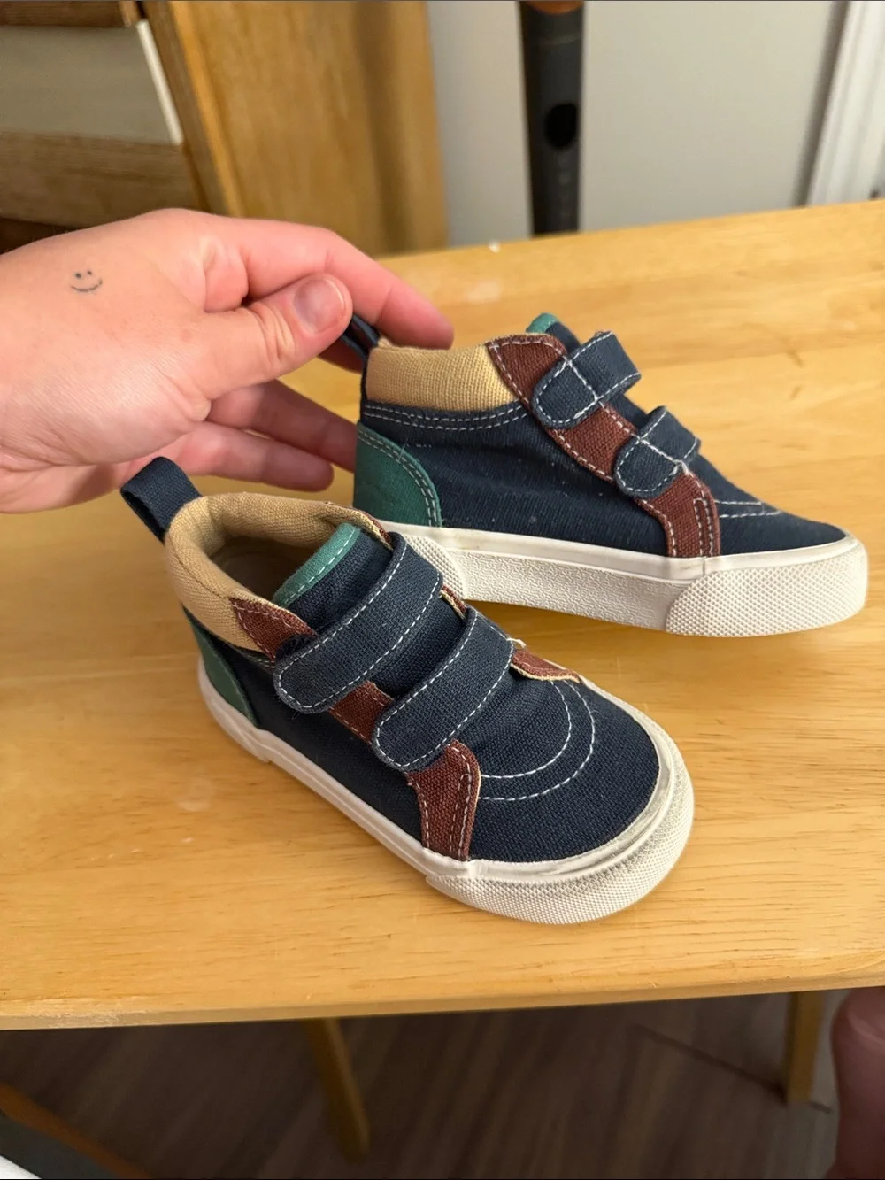 Kids Navy Canvas Velcro Sneakers - Unbranded